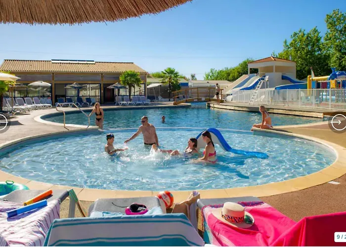 Beautiful 3-bedroom Mobil - Near The Horská chata *